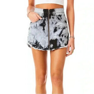 Carmar Beatriz Bleach Denim Skirt Size 28